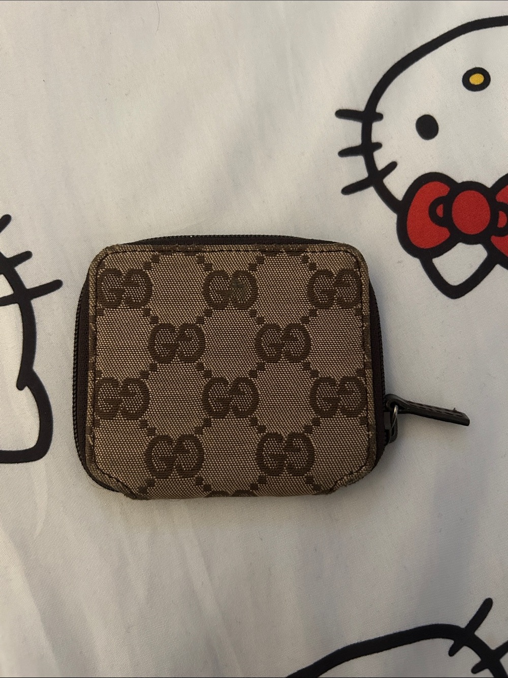 Gucci Beige/Brown Monogram Zip Wallet